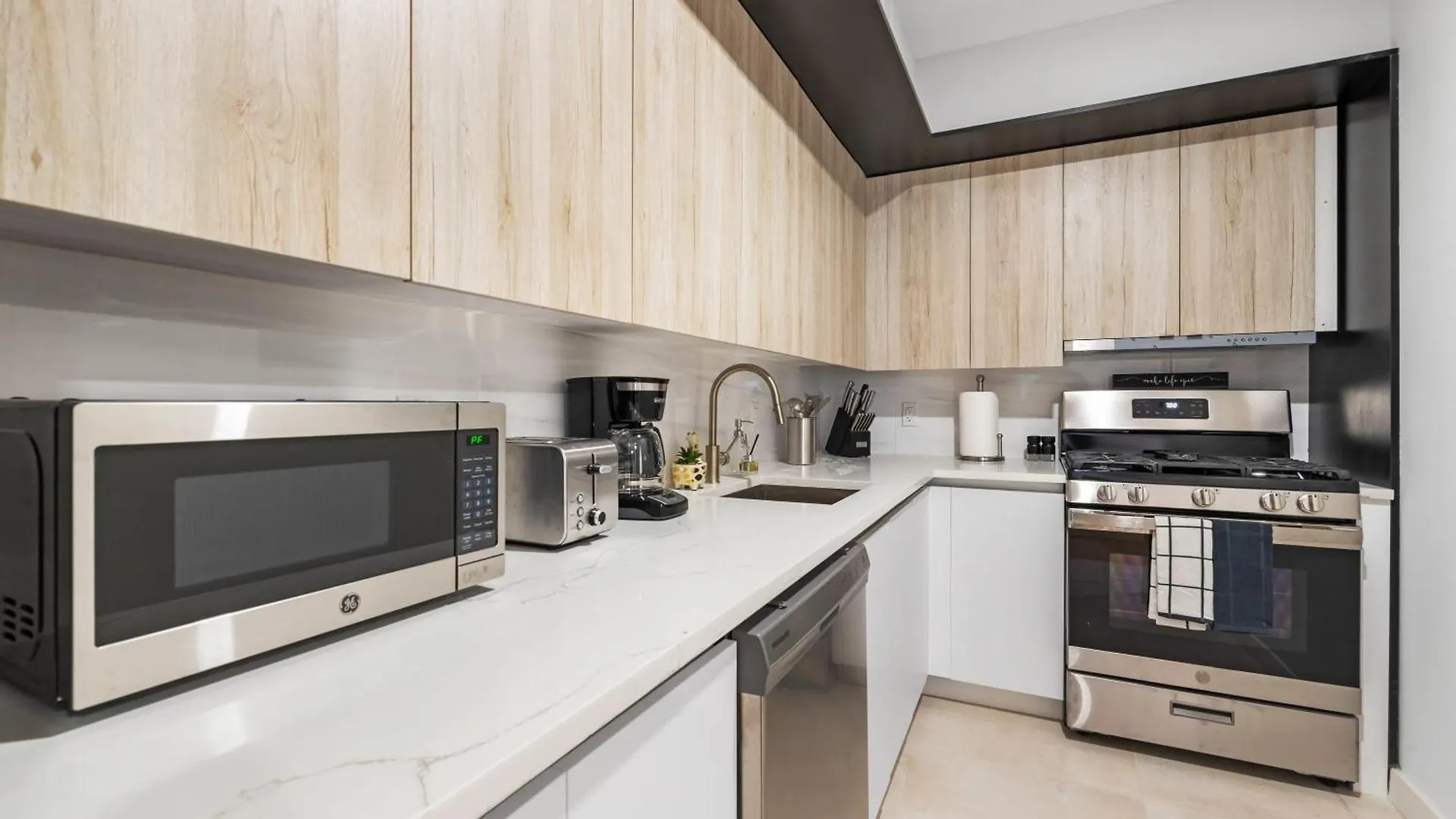 3Br Penthouse With Massive Private Rooftop Nowy Jork Stany Zjednoczone Ameryki